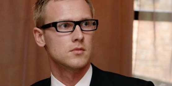 Известный адвокат извинился перед русскими Латвии