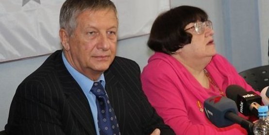 Новодворскую и Борового не пустили в конференц-зал Рижской думы