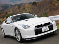Nissan GT-R. Фото Nissan