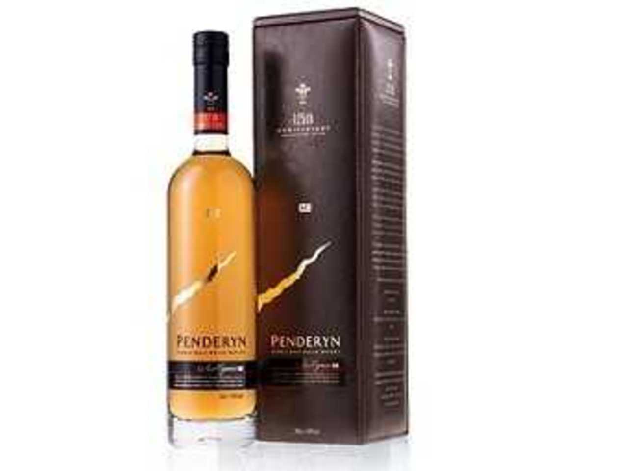Бутылка виски. Изображение с сайта penderynstore.com