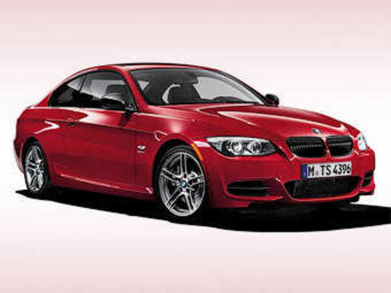 BMW 335is. Фото BMW