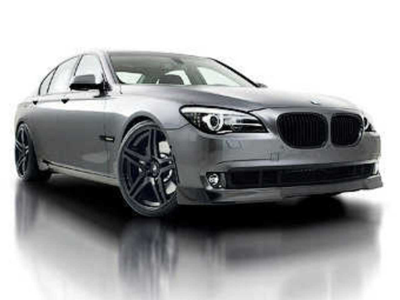 Тюнинговая BMW 7-Series с доработками ателье Vorsteiner. Фото Vorsteiner