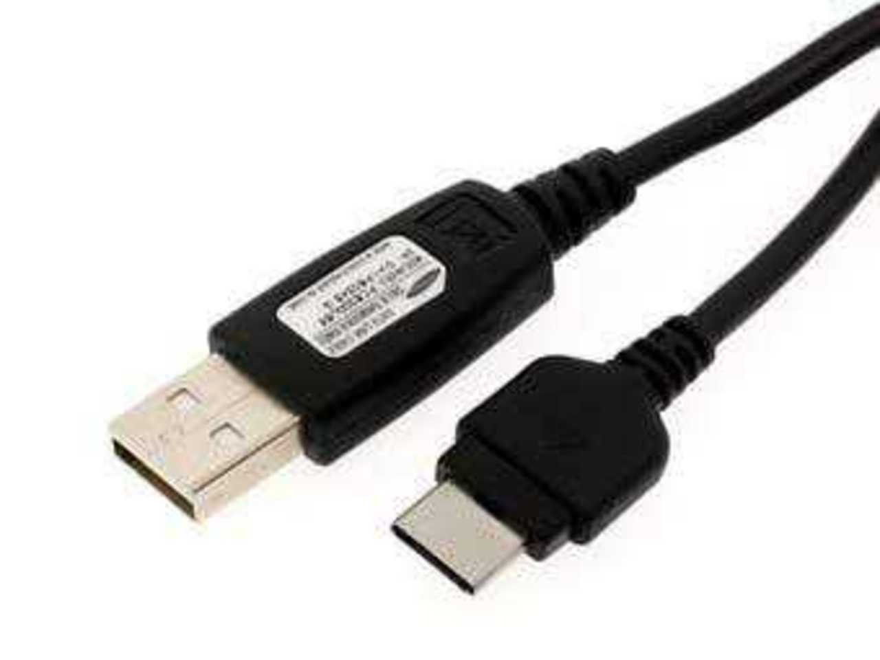 Зарядный кабель USB-20-pin компании Samsung. Фото с сайта samsungaccessory.com