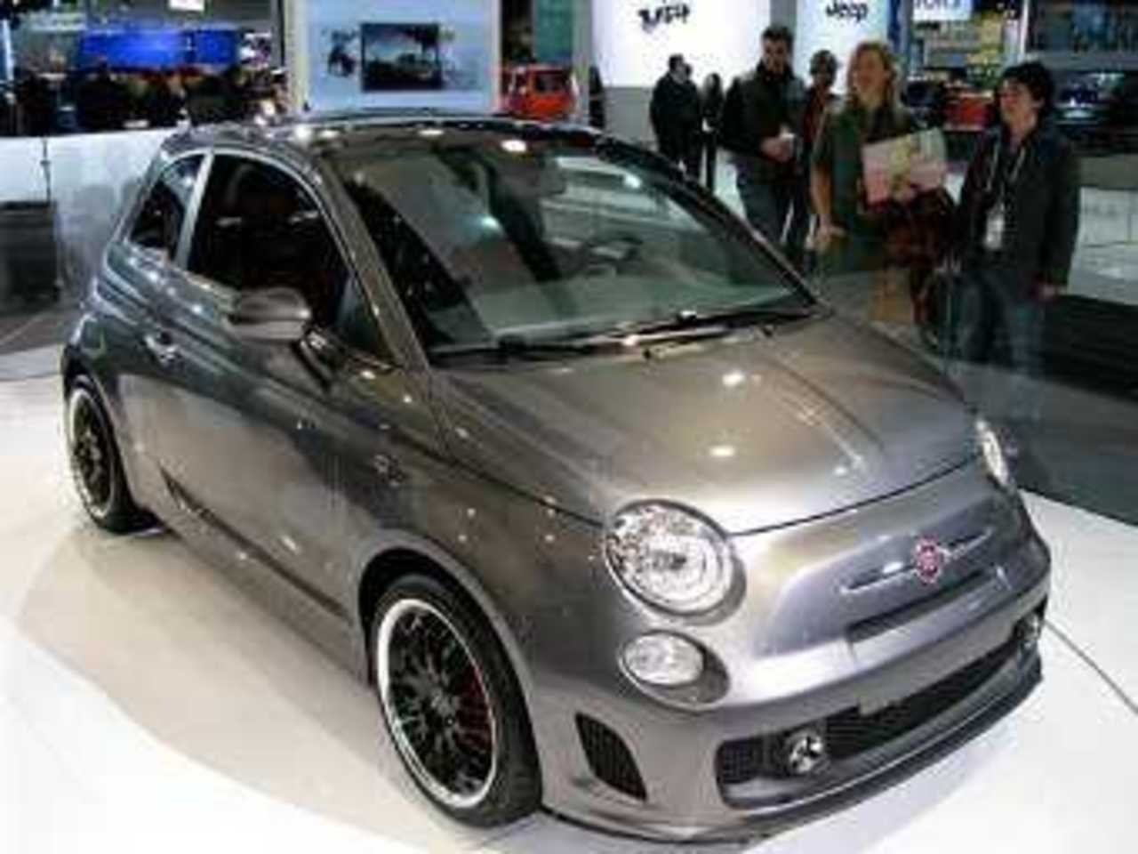 Fiat 500EV. Фото с сайта instablogsimages.com