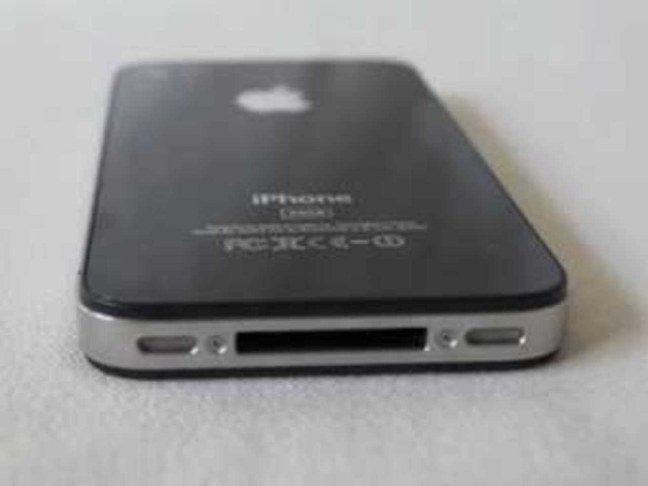 iPhone. Изображение с сайта Gizmodo.com