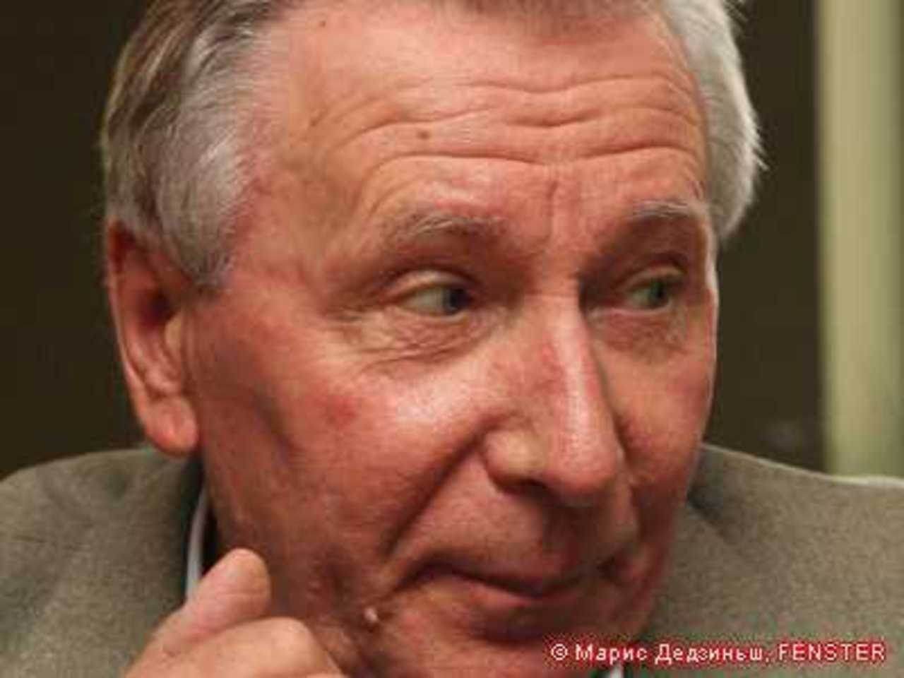 На снимке: Многолетний депутат Михаил Рогаль стал жертвой закулисных интриг в Саласпилсской думе.