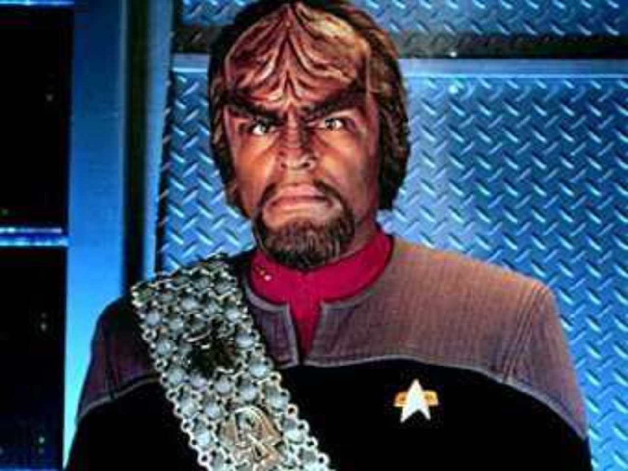 Представитель клингонской расы, фото с сайта startrek.com