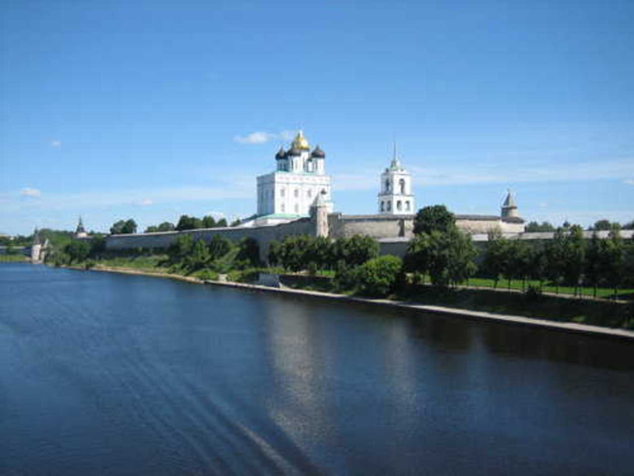 http://lv.wikipedia.org/wiki/Pleskava