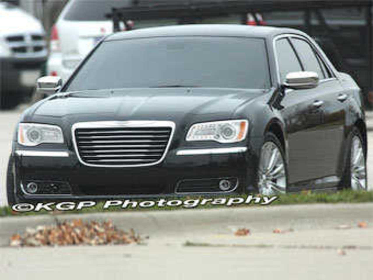 Шпионский снимок нового Chrysler 300C. Фото KGP Photography с сайта insideline.com