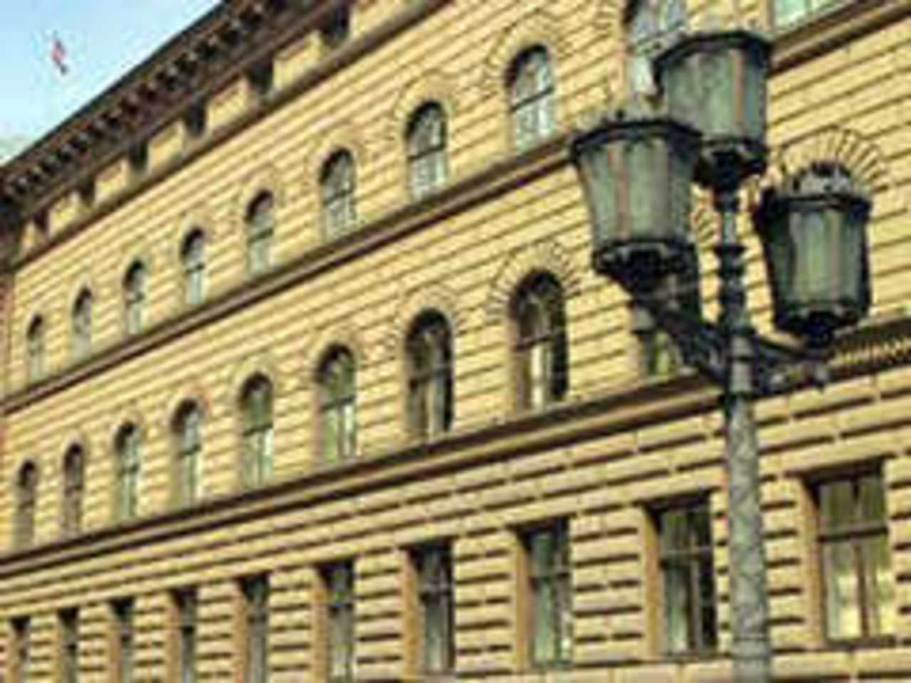http://www.baltic-course.com