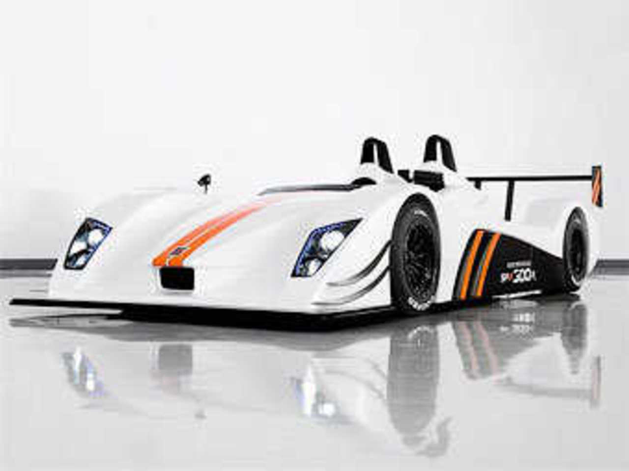 Caterham-Lola SP/300.R. Фото Caterham