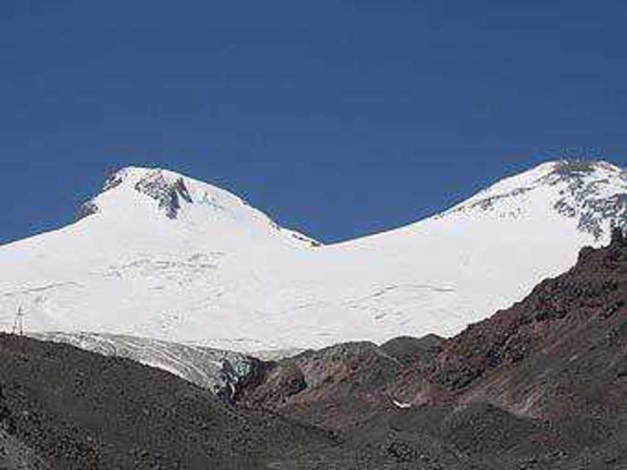 Эльбрус. Фото с сайта mountain.ru