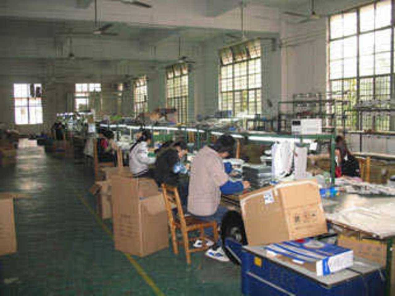 Китайские сборщики. Фото с сайта made-in-china.com
