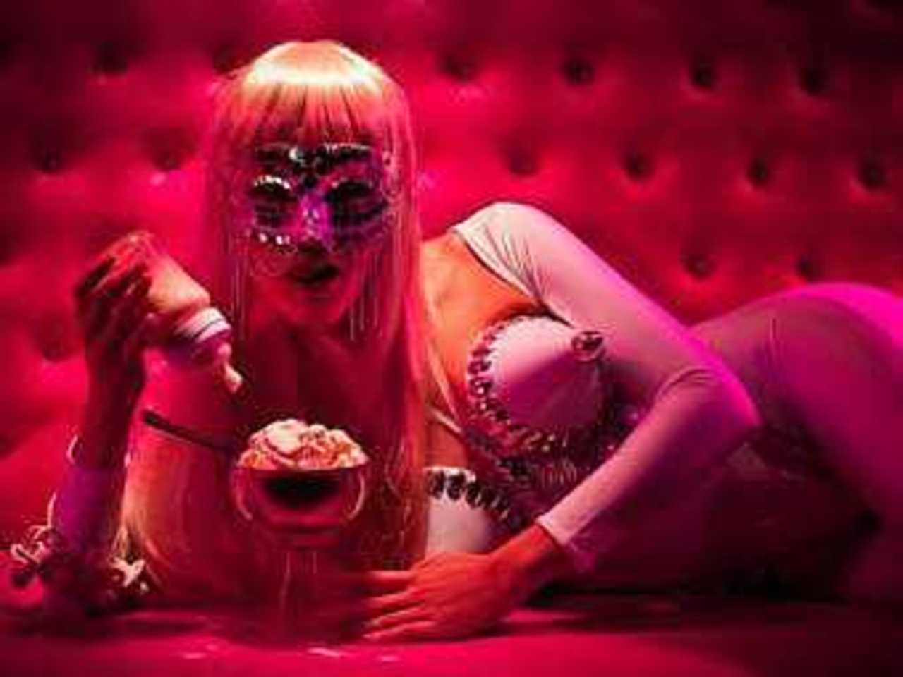 Реклама мороженого Baby Gaga, фото с сайта longislandpress.com