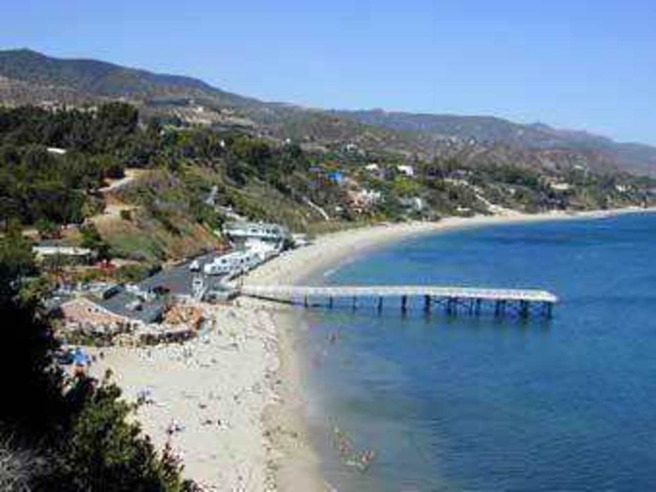 Пляж в Малибу. Фото с сайта ci.malibu.ca.us