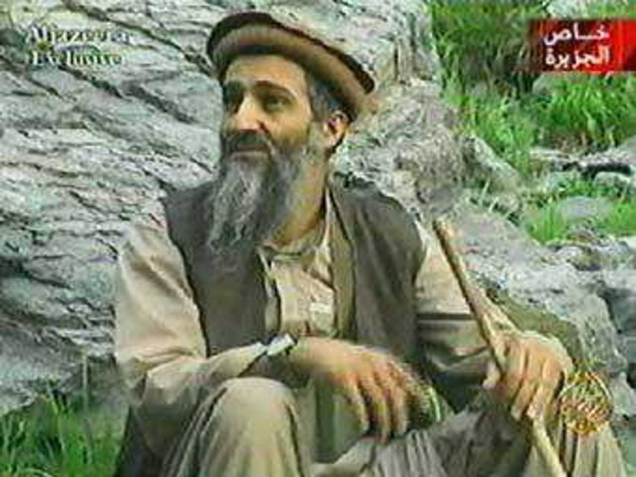 Осама бин Ладен. Кадр "Аль-Джазиры", архив