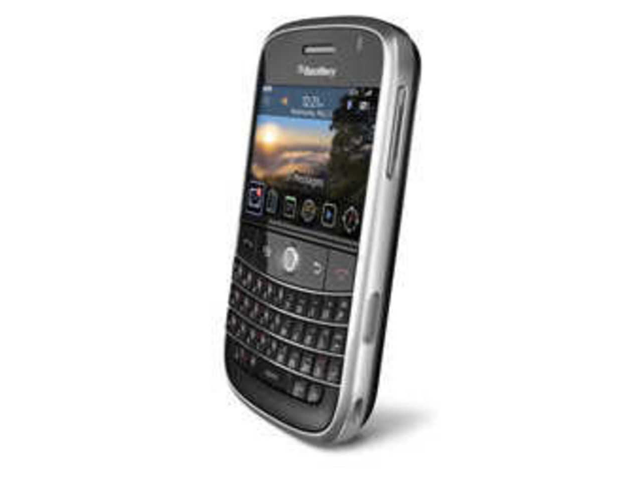 BlackBerry Bold 9900. Фото Blackberry