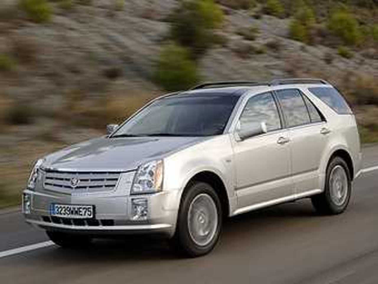 Cadillac SRX. Фото Cadillac