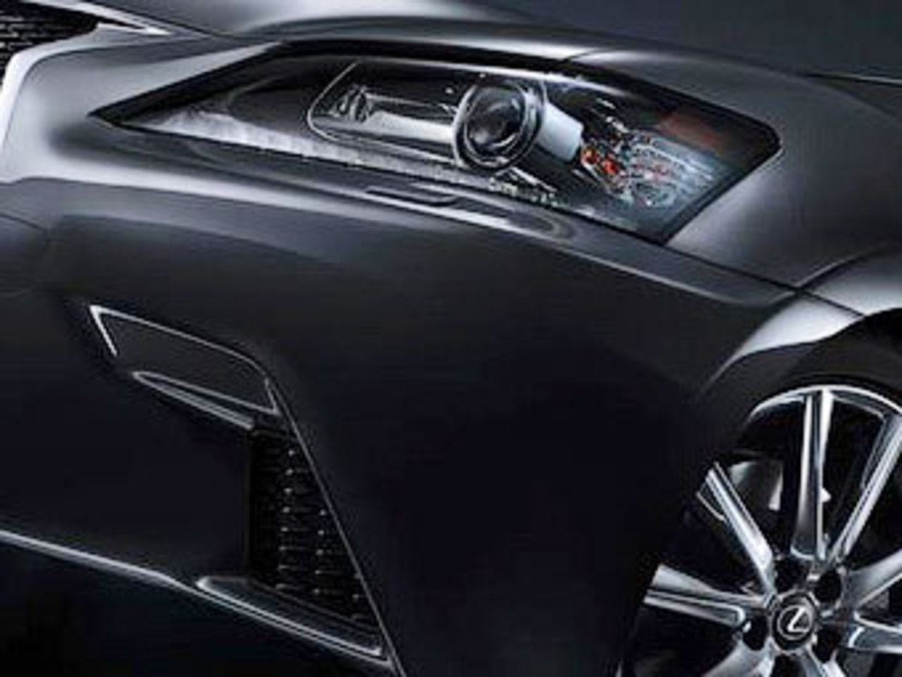 Тизер Lexus GS с пакетом F-Sport. Фото Lexus