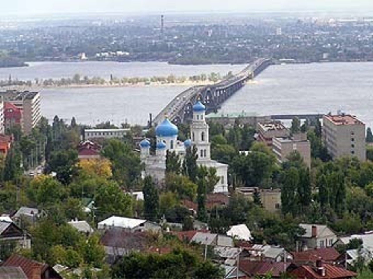 Вид на Саратов. Фото с сайта rah.ru