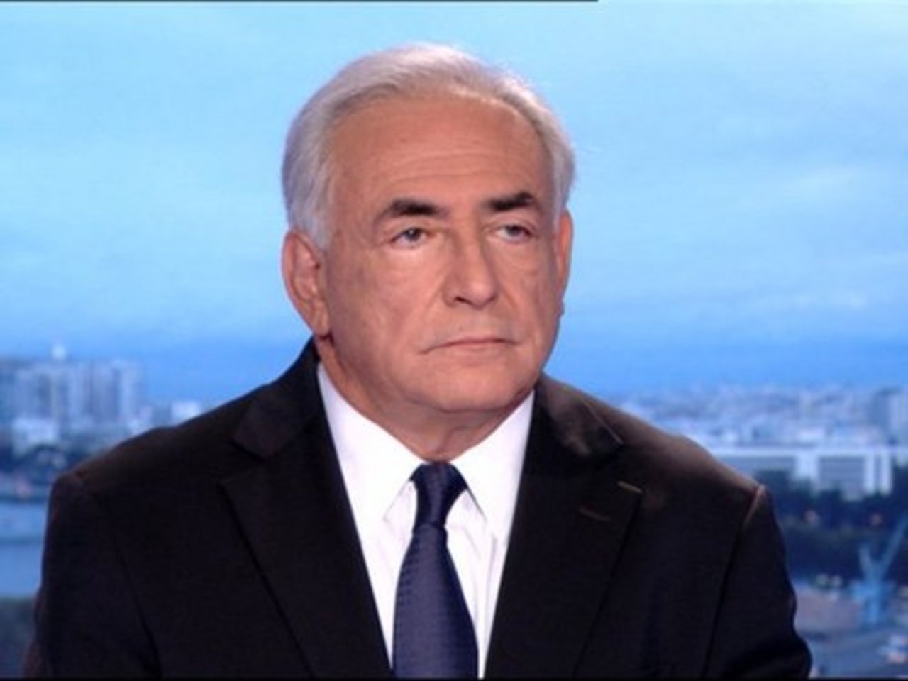 TF1