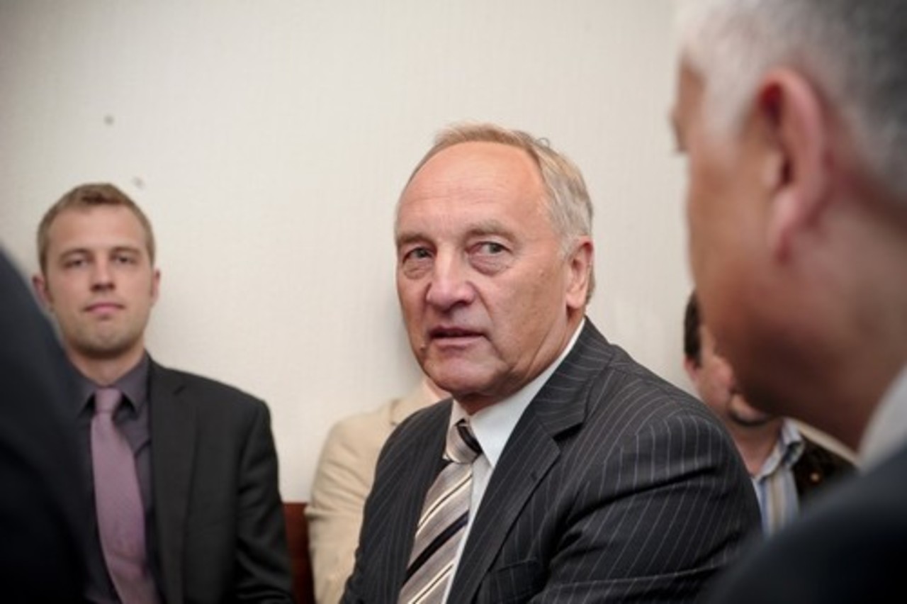 rus.db.lv