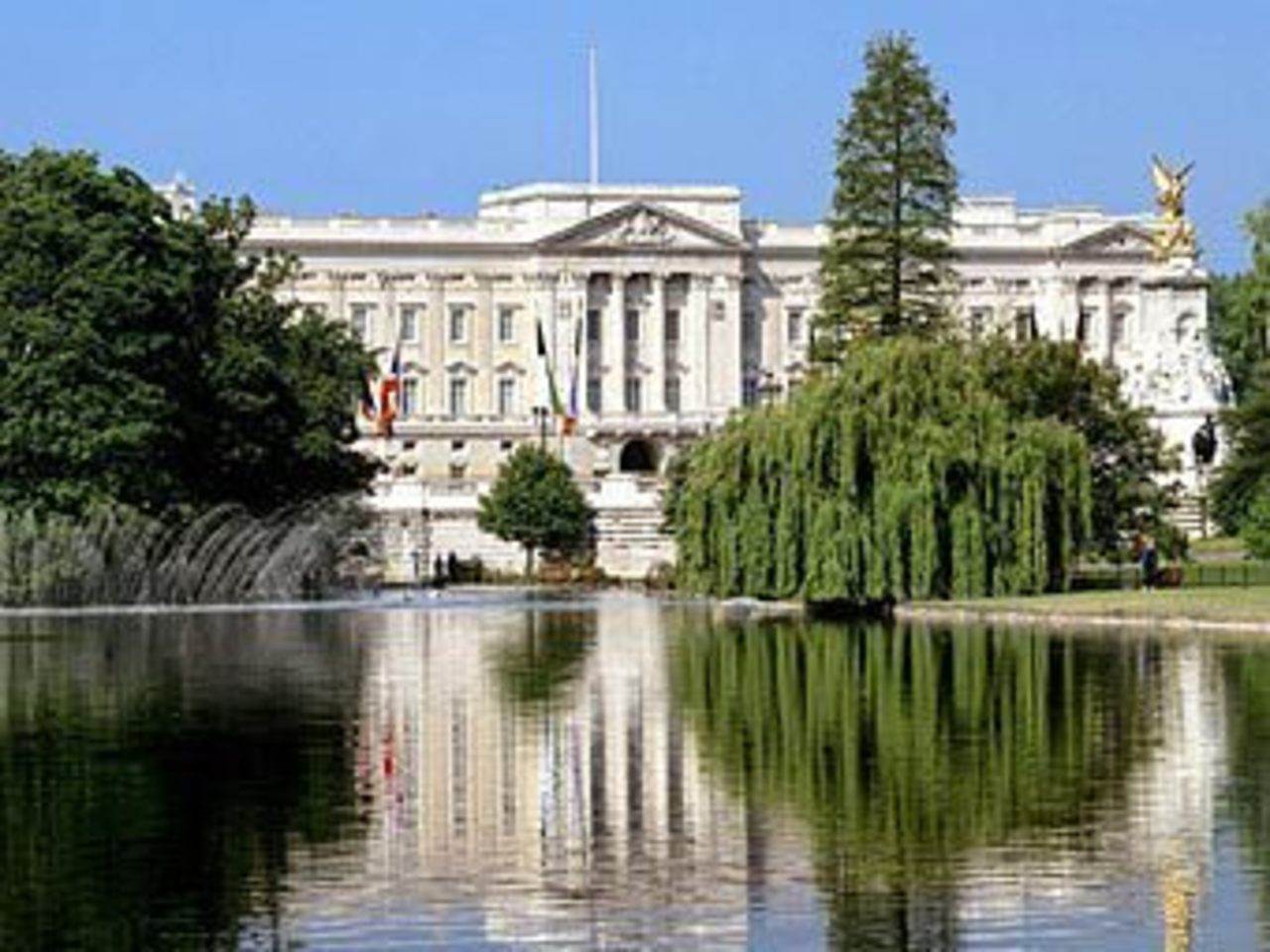 Букингемский дворец. Фото с сайта royal.gov.uk