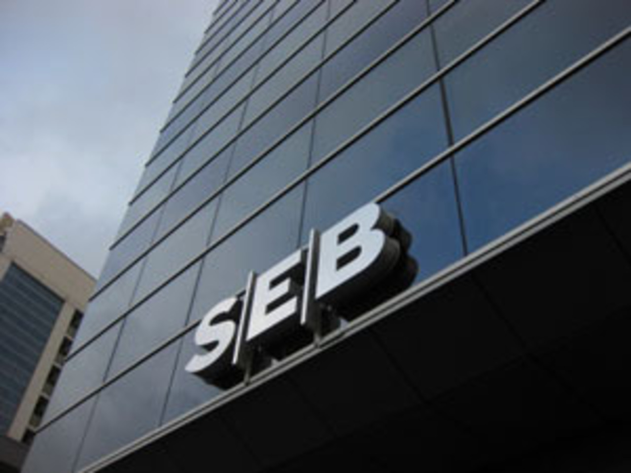 finance.eizvestia.com