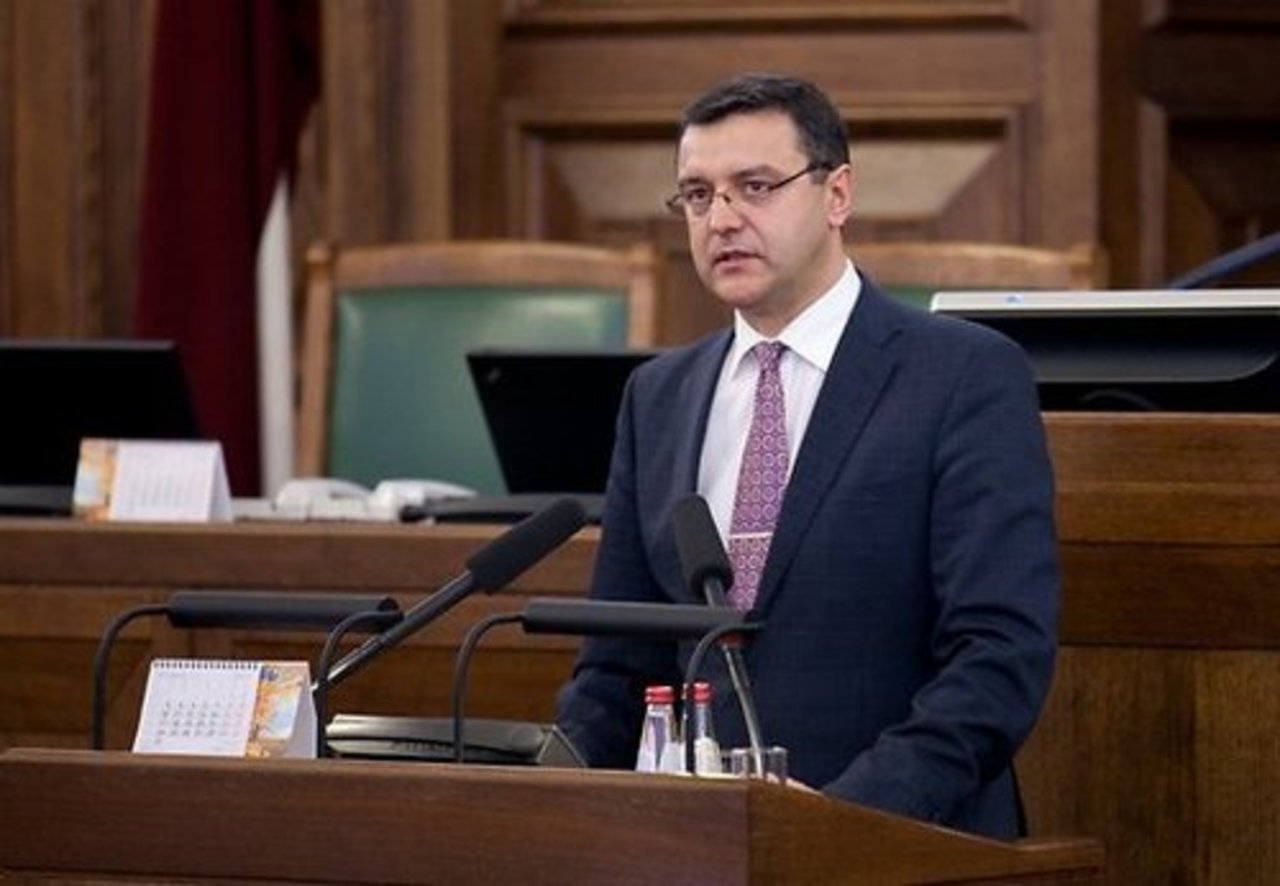 www.delfi.lv