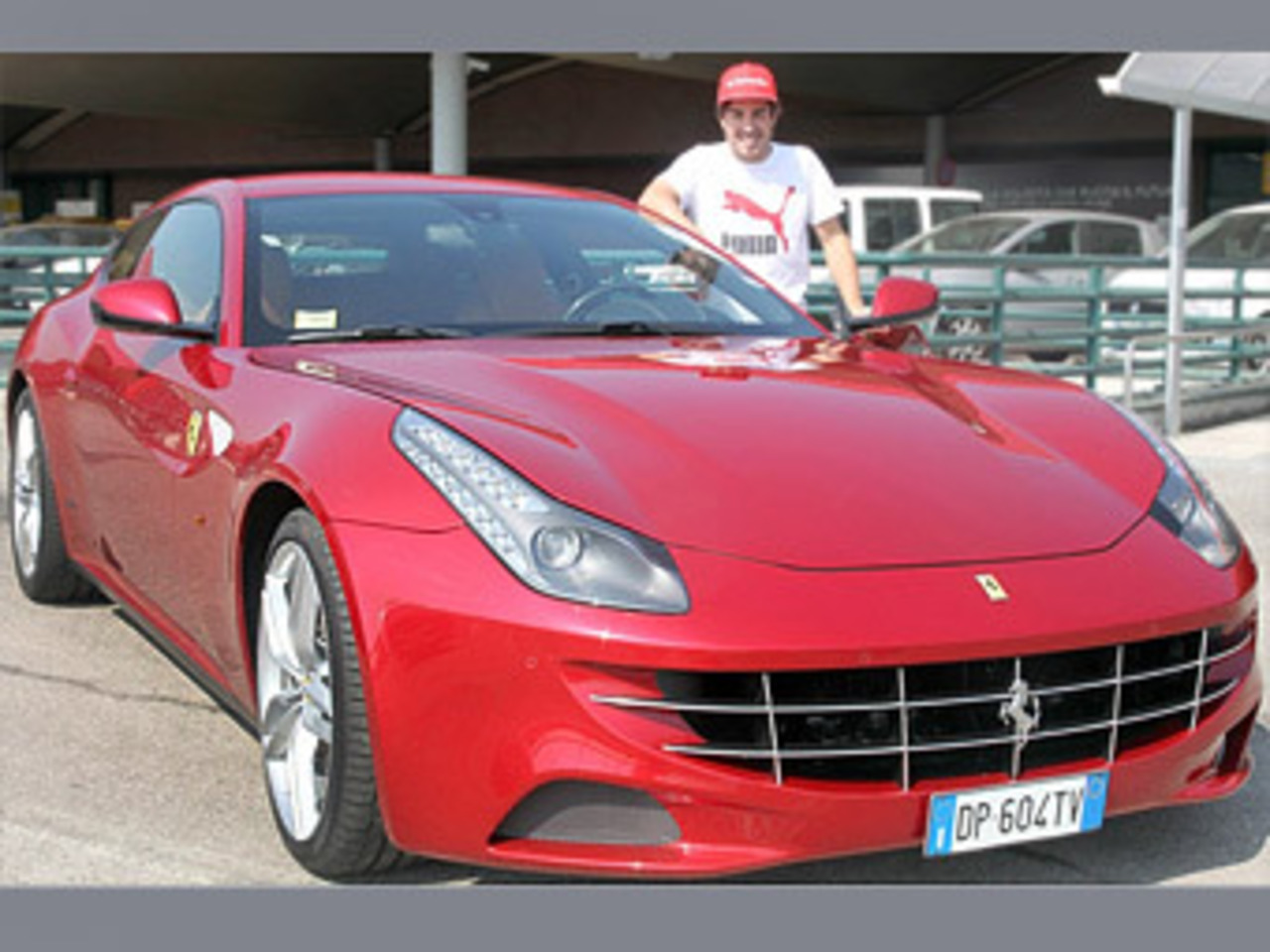 Фото Ferrari