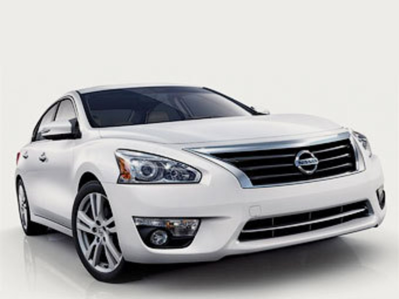 Nissan Altima. Фото Nissan