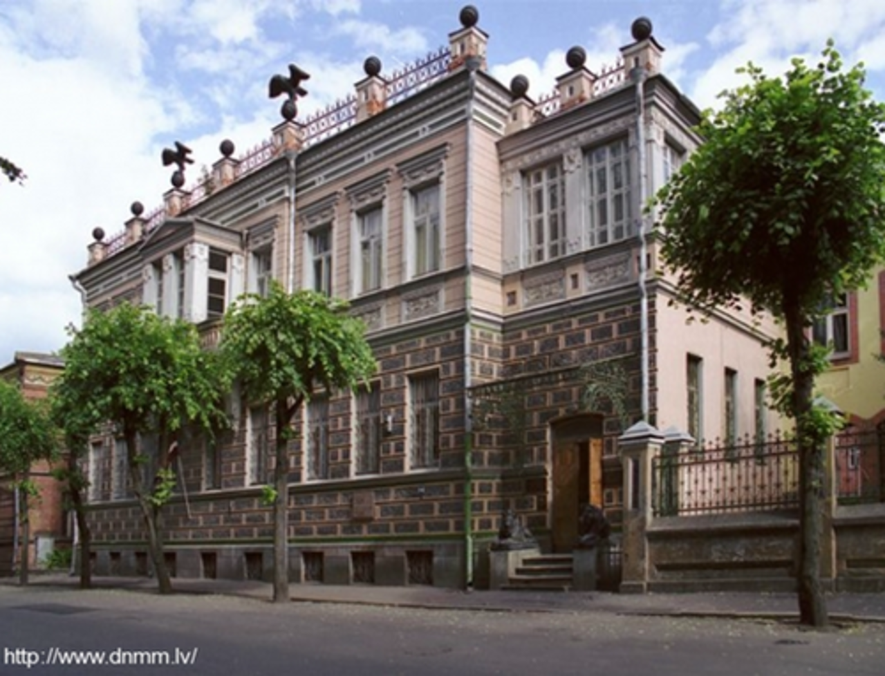 фото dnmm.lv