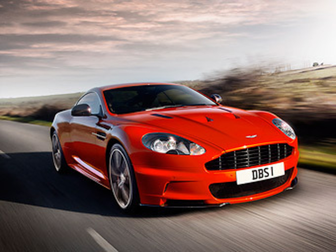 Aston Martin DBS Carbon. Фото Aston Martin