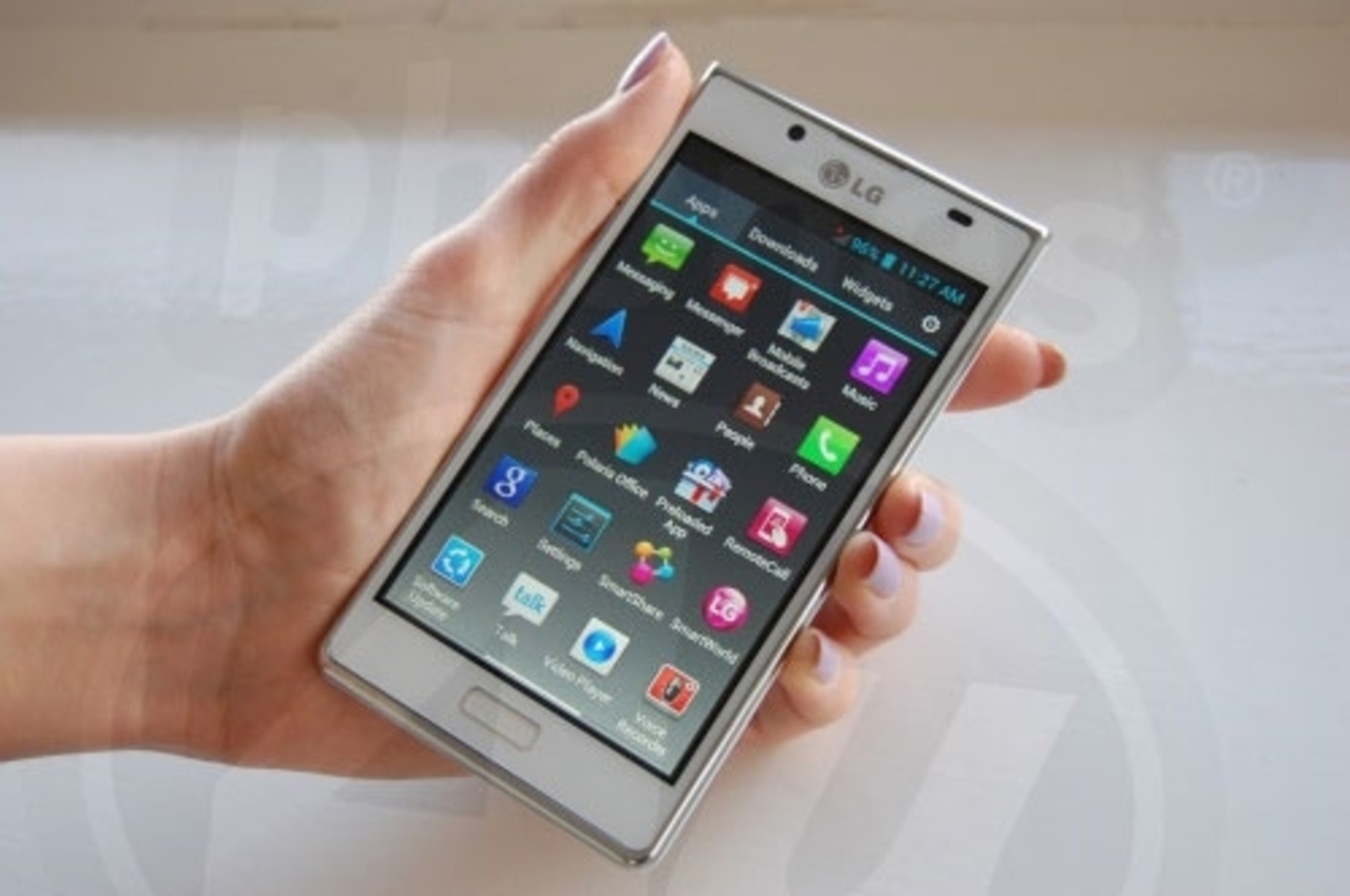 foto community.phones4u.co.u