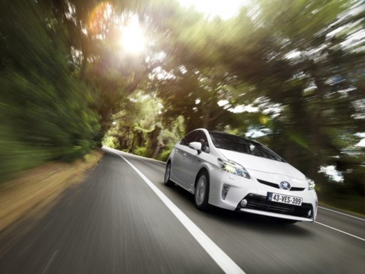 фотографии компании Toyota