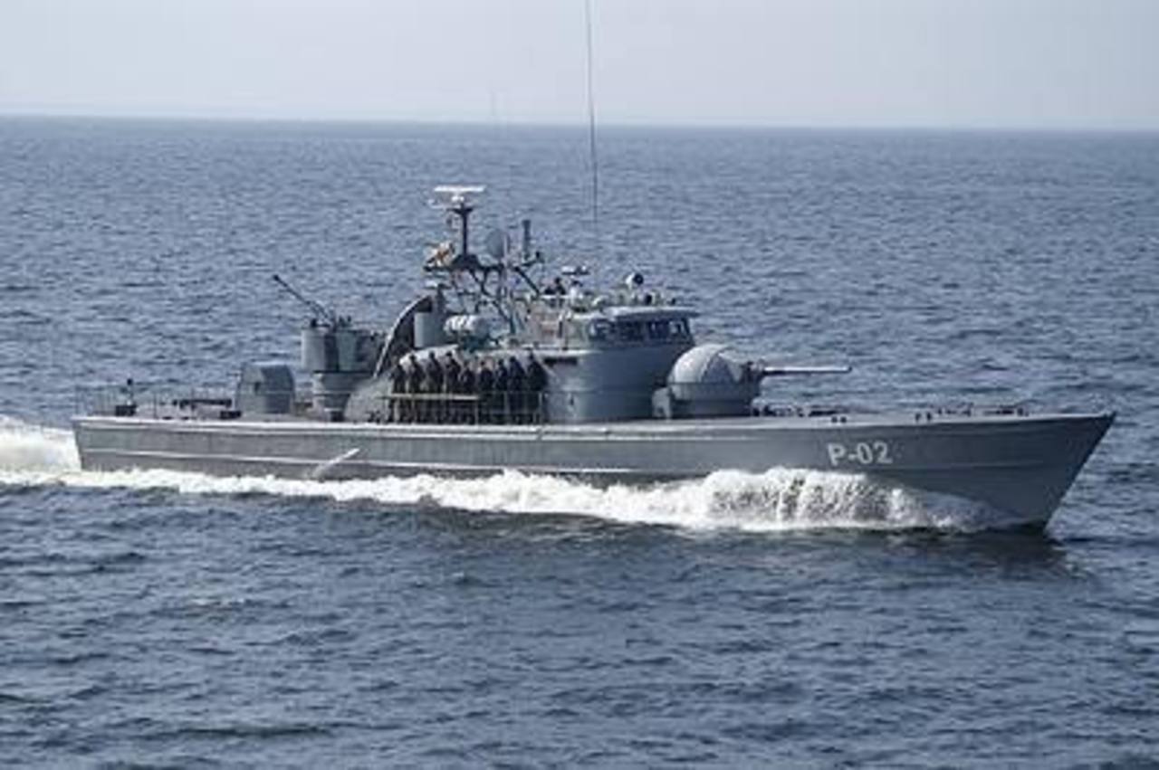 Латвийский патрульный корабль типа "Storm" - Р-02 "Lode".