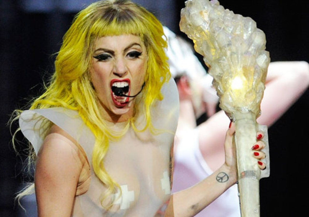 foto ladygagagalore.com