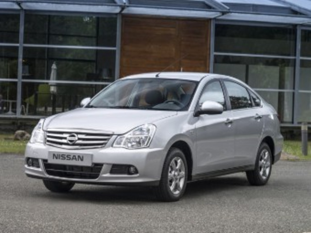 Новый Nissan Almera. Фото пресс-службы Nissan