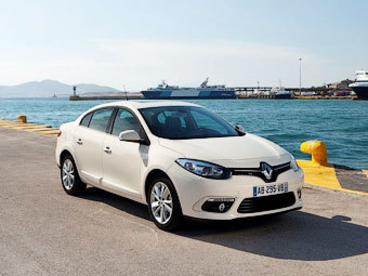 Обновленный Renault Fluence. Фото Renault Обновленный Renault Fluence. Фото Renault