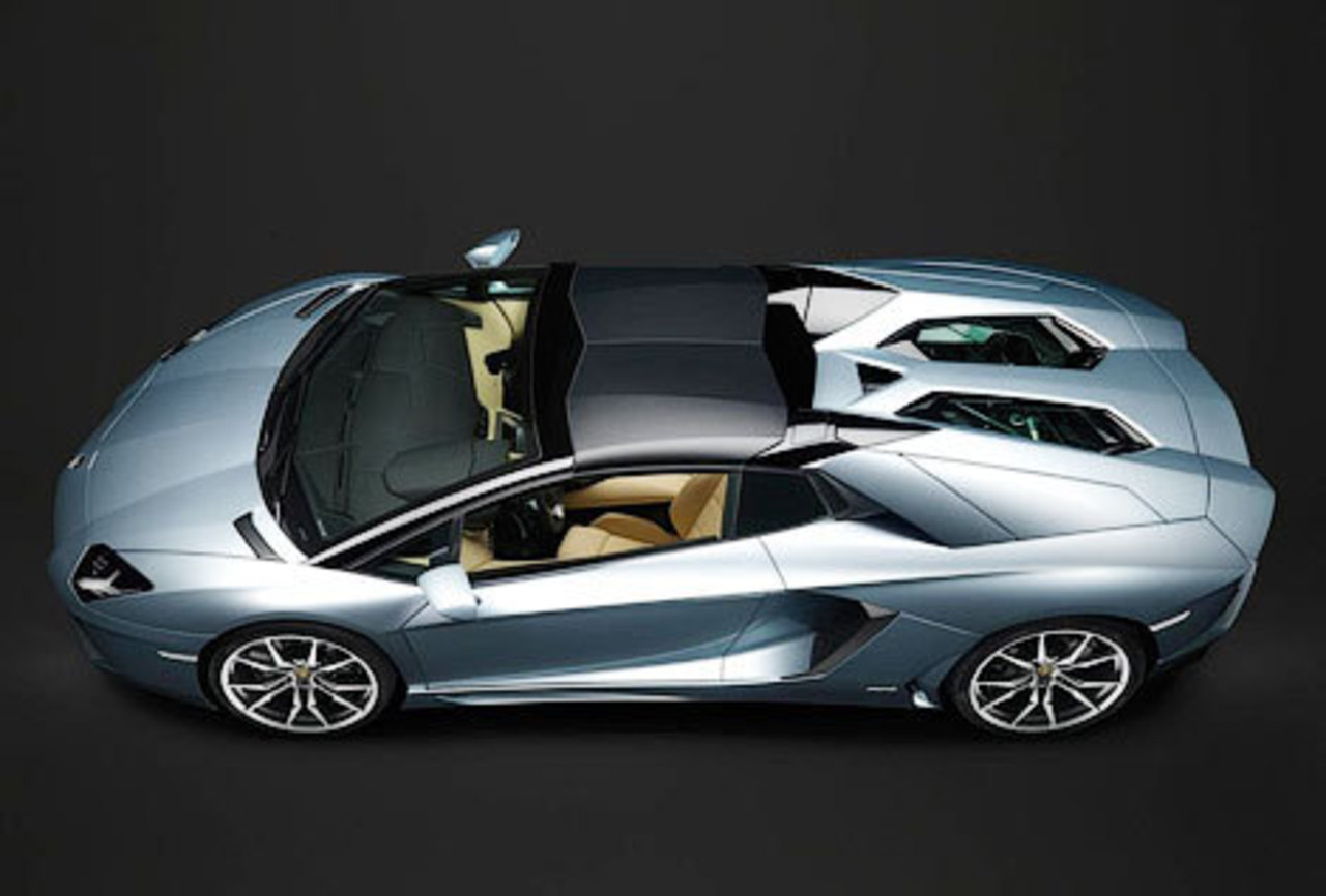 Lamborghini Aventador LP700-4 Roadster. Фото Lamborghini