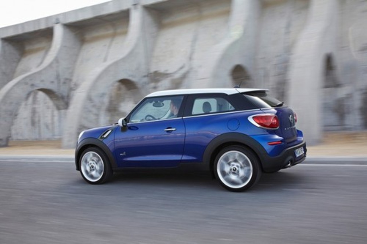 MINI Paceman JCW. Фото MINI