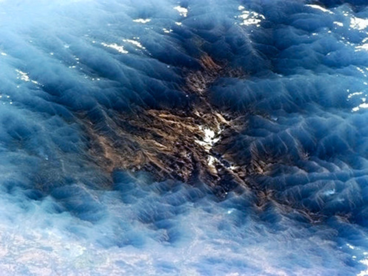 фото: twitter.com/Cmdr_Hadfield