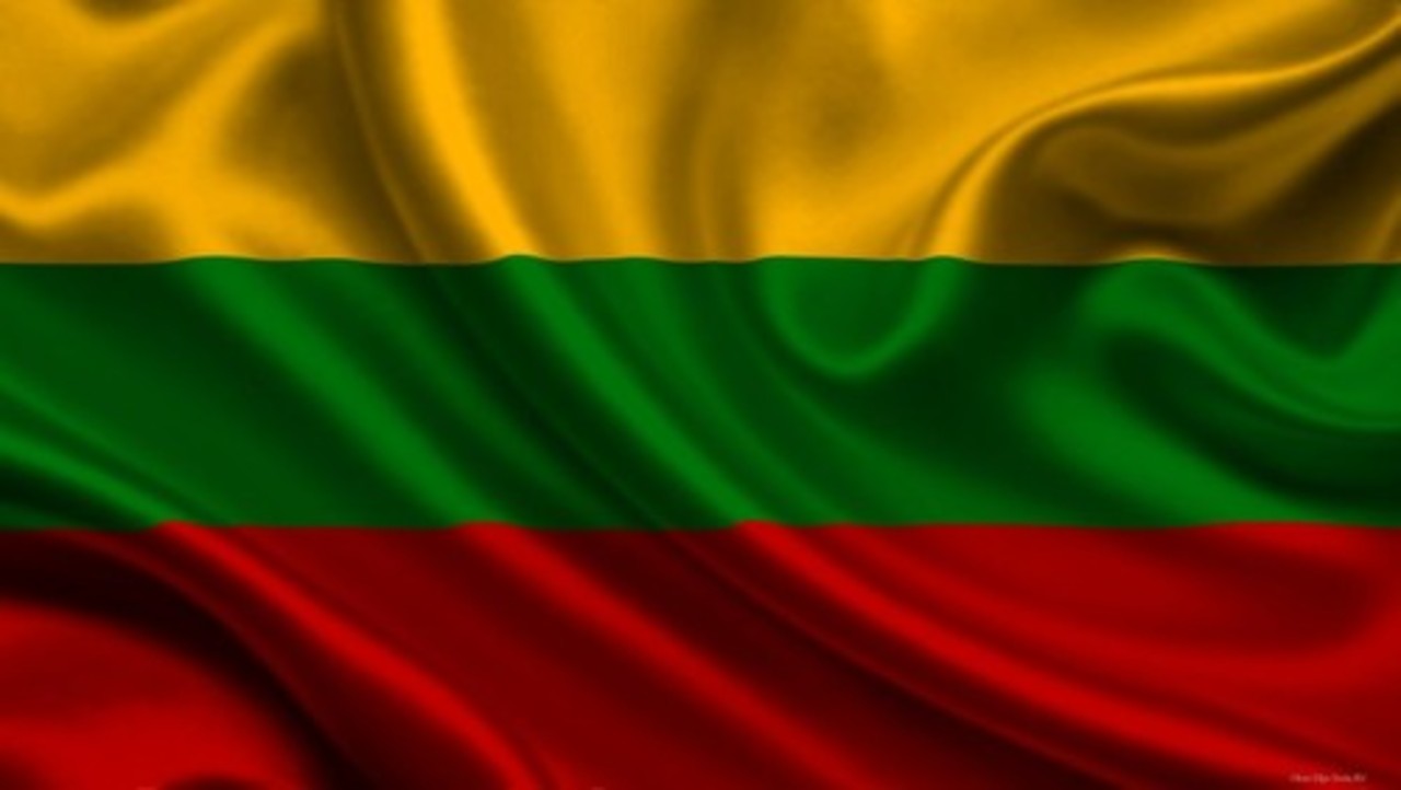 фото: oboi-dlja-stola.ru