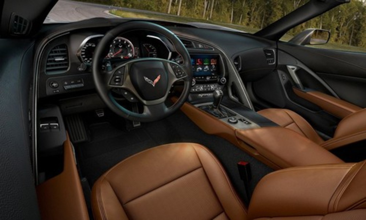 фото: Chevrolet Corvette Stingray