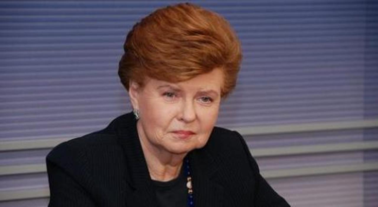 foto: kouroshziabari.com