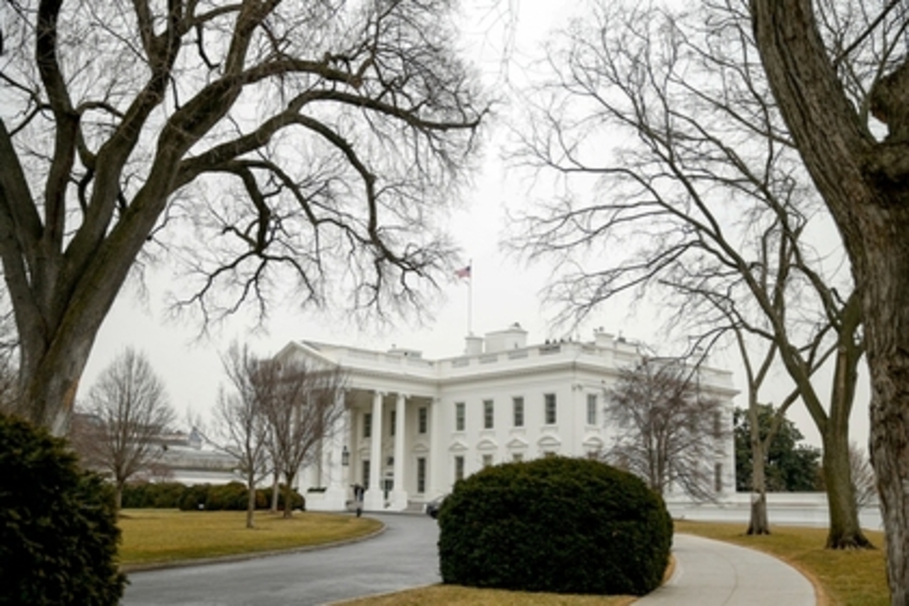 Andrew Harnik / AP