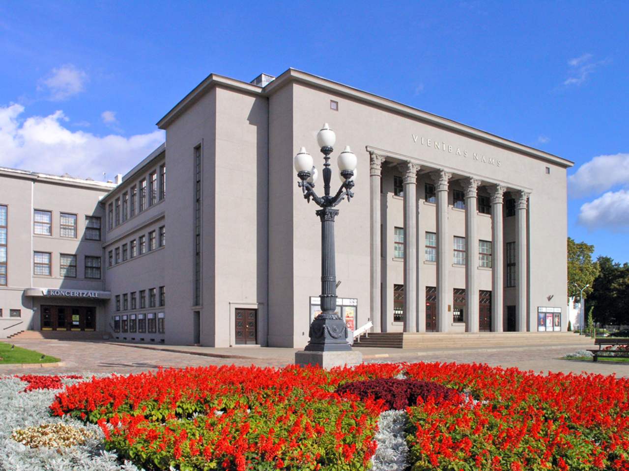 lv.wikipedia.org