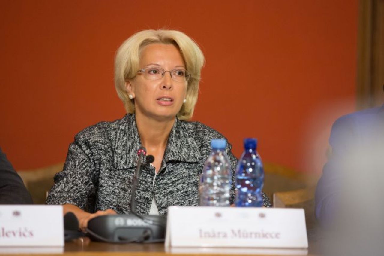Инара Мурниеце,