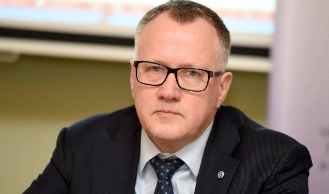 Арвил Ашераденс