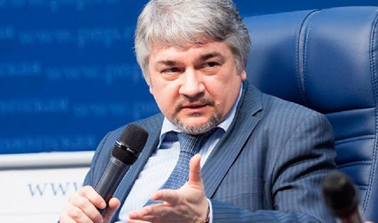Ростислав Ищенко